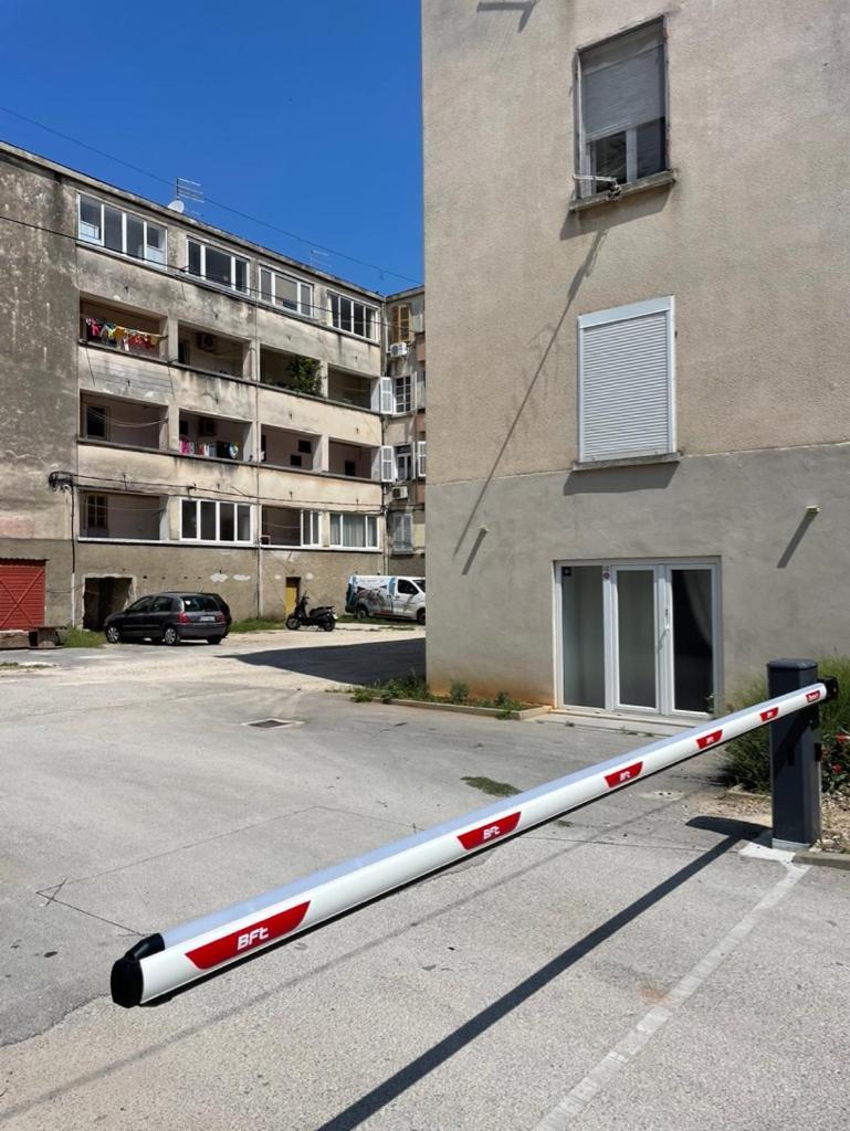 Amfora Deluxe Studio Πούλα Εξωτερικό φωτογραφία
