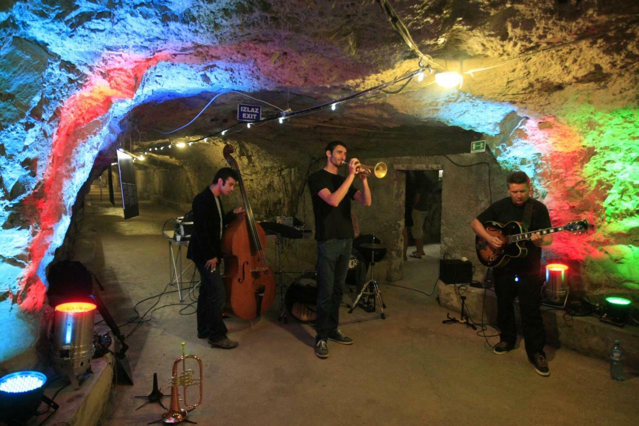 Amfora Deluxe Studio Πούλα Εξωτερικό φωτογραφία